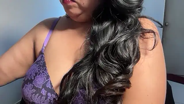 Snapshot of soniasharma0223 chatting on 02/04/26, 12:05 soniasharma0223 online show from 02/04/26, 12:05