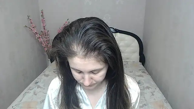 Holliy Cooper online show from 02/20/26, 08:05