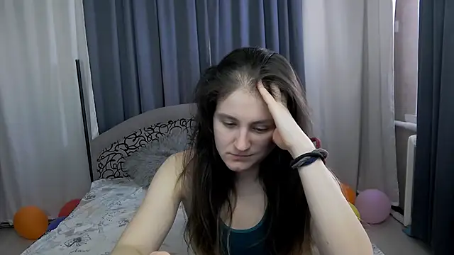 Snapshot of Holliy_Cooper chatting on 03/13/26, 08:43 Holliy Cooper online show from 03/13/26, 08:43