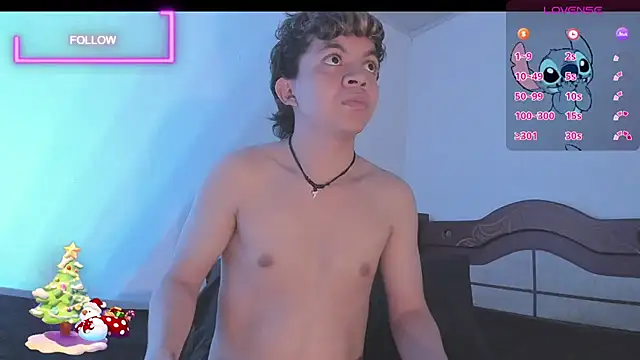 Snapshot of Lucaas_King chatting on 12/15/24, 12:17 Lucaas King online show from 12/15/24, 12:17