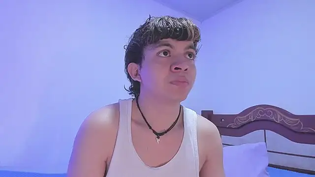 Snapshot of Lucaas_King chatting on 12/23/24, 06:58 Lucaas King online show from 12/23/24, 06:58