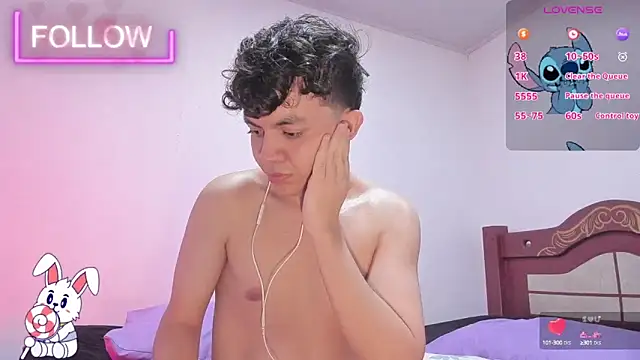 Snapshot of Lucaas_King chatting on 02/01/25, 01:02 Lucaas King online show from 02/01/25, 01:02