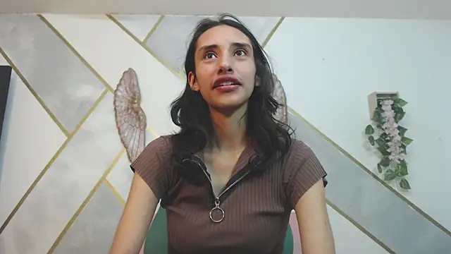 RoxanaCyrano  online show from 02/28/25, 06:52