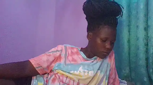 Snapshot of prettychic5 chatting on 03/07/25, 05:51 prettychic5 online show from 03/07/25, 05:51