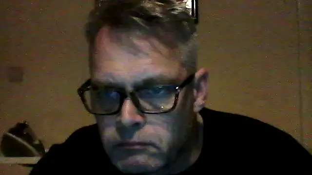 Snapshot of adriaan1975 chatting on 02/26/26, 03:05 adriaan1975 online show from 02/26/26, 03:05