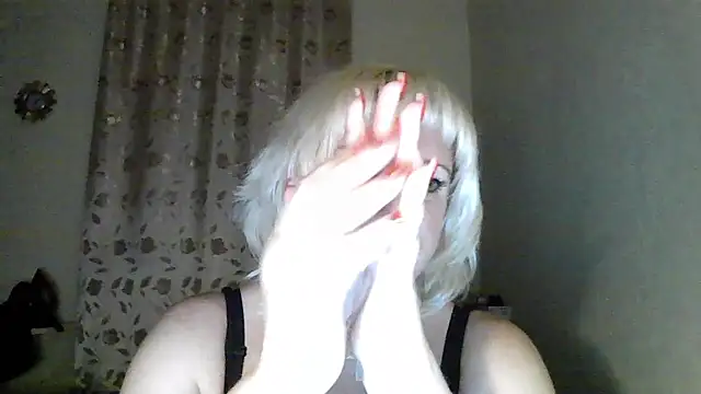 MeilomaWesa online show from 09/17/25, 10:55