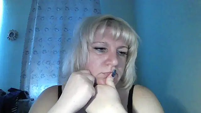 Snapshot of MeilomaWesa chatting on 02/16/26, 10:00 MeilomaWesa online show from 02/16/26, 10:00