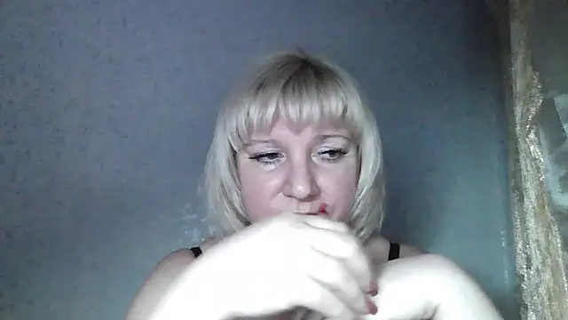 Snapshot of MeilomaWesa chatting on 02/18/26, 03:52 MeilomaWesa online show from 02/18/26, 03:52