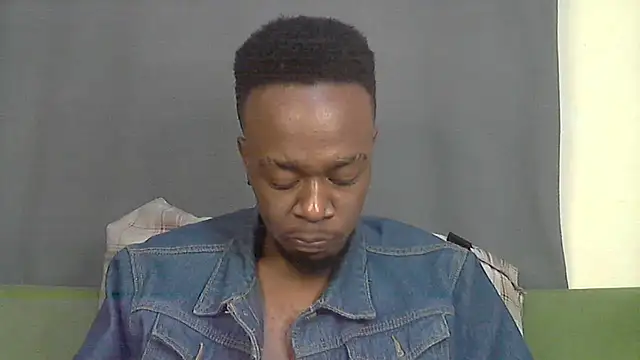 Snapshot of BIGDICKMULLAH chatting on 01/11/26, 10:15 BIGDICKMULLAH online show from 01/11/26, 10:15