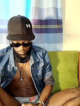 Snapshot of BIGDICKMULLAH chatting on 03/07/26, 12:24 BIGDICKMULLAH online show from 03/07/26, 12:24