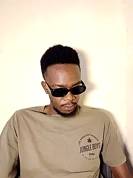 Snapshot of BIGDICKMULLAH chatting on 03/26/26, 12:55 BIGDICKMULLAH online show from 03/26/26, 12:55