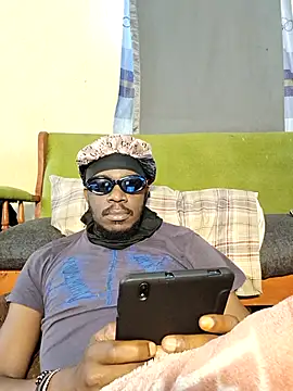 Snapshot of BIGDICKMULLAH chatting on 05/03/26, 12:22 BIGDICKMULLAH online show from 05/03/26, 12:22