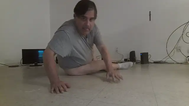 Peachestabby147 online show from 10/10/25, 01:48