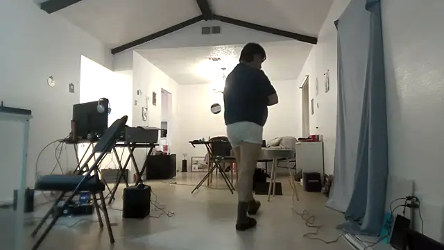 Peachestabby147 online show from 02/26/26, 05:39