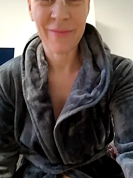 DarleenHot online show from 12/22/24, 10:38