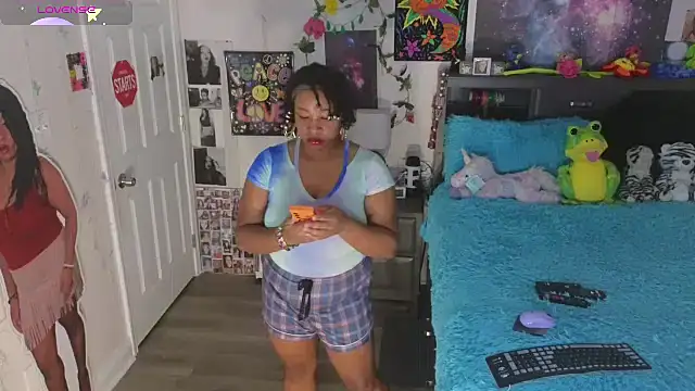 temptressbeauty24 online show from 10/09/25, 03:15