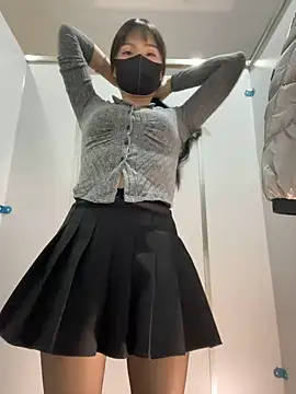 Snapshot of Asia-Lynn chatting on 12/29/24, 11:29 Asia-Lynn online show from 12/29/24, 11:29