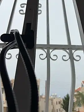 Snapshot of ElenaRebelle chatting on 04/15/26, 05:36 ElenaRebelle online show from 04/15/26, 05:36