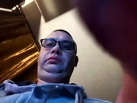 Snapshot of Murzyn85xxx chatting on 02/17/26, 12:40 Murzyn85xxx online show from 02/17/26, 12:40
