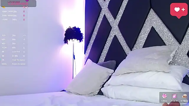 blonde cat15 online show from 01/01/25, 04:39