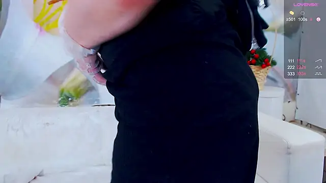 Lilly Diaz online show from 03/27/26, 03:23