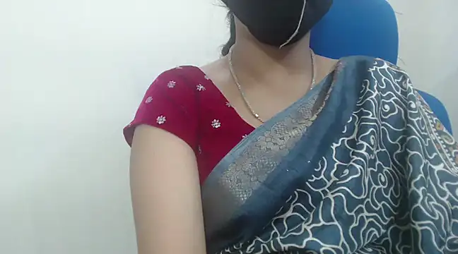 Lovely Siri 23 online show from 01/23/25, 12:09