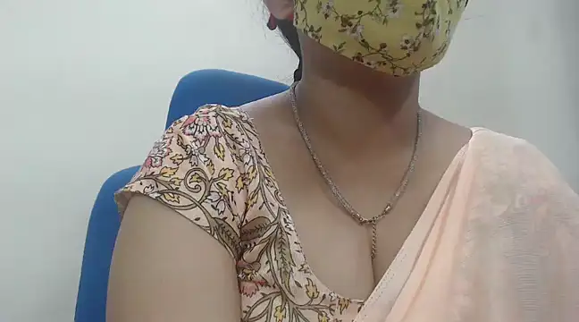 Lovely Siri 23 online show from 02/20/25, 10:04