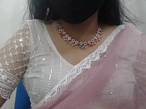 Snapshot of Lovely_Siri_23 chatting on 03/28/26, 06:18 Lovely Siri 23 online show from 03/28/26, 06:18