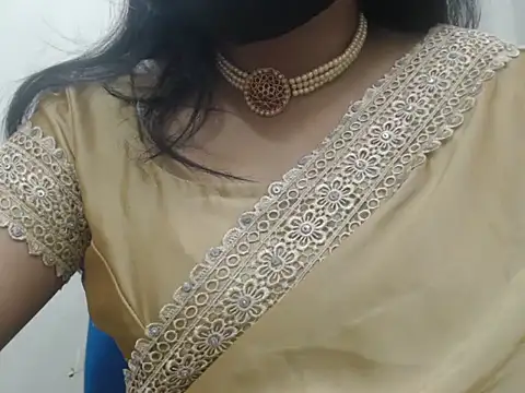 Snapshot of Lovely_Siri_23 chatting on 04/12/26, 09:14 Lovely Siri 23 online show from 04/12/26, 09:14