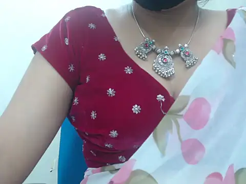 Snapshot of Lovely_Siri_23 chatting on 04/16/26, 08:04 Lovely Siri 23 online show from 04/16/26, 08:04