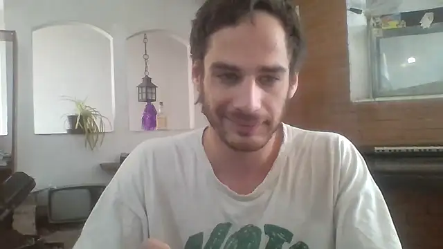 Snapshot of Stevenson988 chatting on 11/22/25, 02:27 Stevenson988 online show from 11/22/25, 02:27