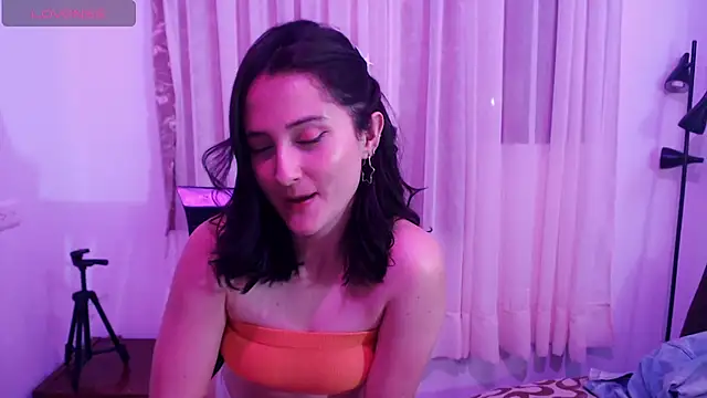 Snapshot of AlissonnFoxx chatting on 07/02/26, 05:35 AlissonnFoxx online show from 07/02/26, 05:35