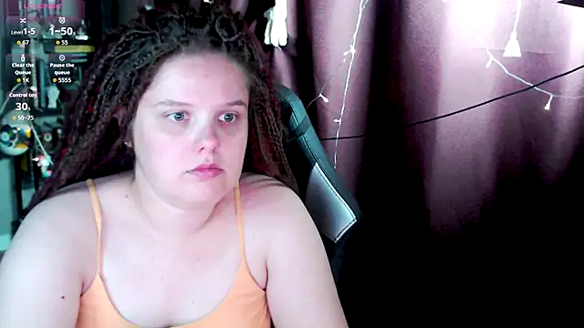 Snapshot of so_cute777 chatting on 09/18/25, 01:18 so cute777 online show from 09/18/25, 01:18