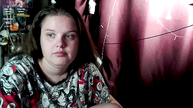 Snapshot of so_cute777 chatting on 10/11/25, 03:43 so cute777 online show from 10/11/25, 03:43