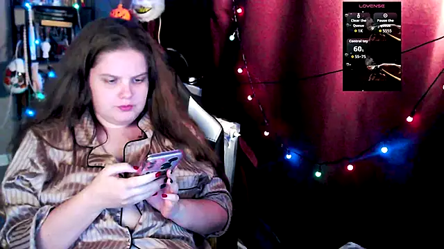 so cute777 online show from 12/16/25, 04:17