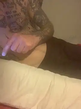 PIercingBoy38 online show from 02/17/25, 09:52