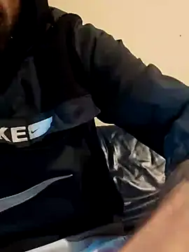 PIercingBoy38 online show from 10/04/25, 04:27