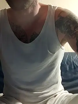 PIercingBoy38 online show from 11/02/25, 02:58