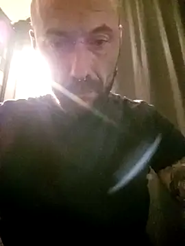 PIercingBoy38 online show from 11/28/25, 09:39