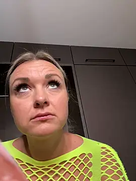 Bella-Tight online show from 10/29/25, 07:10