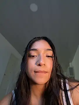 Bellafr online show from 12/23/24, 11:06