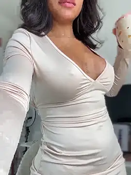 Snapshot of Bellafr chatting on 03/12/26, 08:20 Bellafr online show from 03/12/26, 08:20