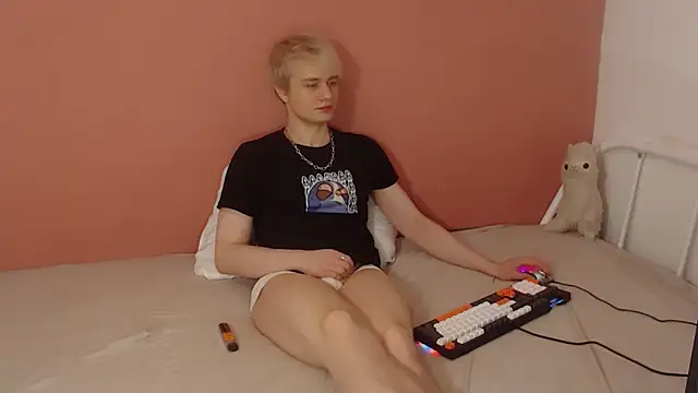 Oliver sweet  online show from 03/22/26, 12:47