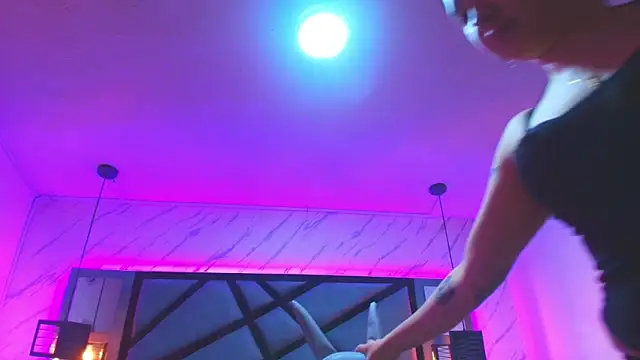 Snapshot of sayumi_dirty chatting on 02/13/26, 06:48 sayumi dirty online show from 02/13/26, 06:48