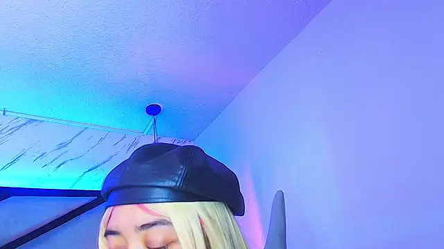 Snapshot of sayumi_dirty chatting on 04/17/26, 06:55 sayumi dirty online show from 04/17/26, 06:55