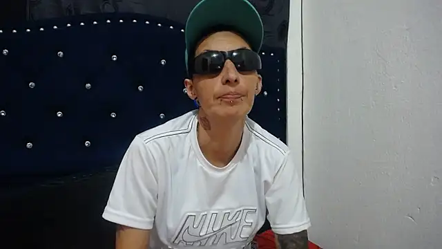 Snapshot of anyu1306 chatting on 12/11/24, 05:53 anyu1306 online show from 12/11/24, 05:53