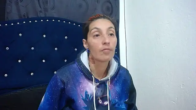 Snapshot of anyu1306 chatting on 12/16/24, 01:10 anyu1306 online show from 12/16/24, 01:10