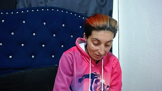 Snapshot of anyu1306 chatting on 01/06/25, 05:41 anyu1306 online show from 01/06/25, 05:41