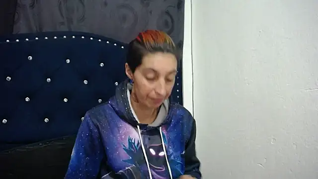 Snapshot of anyu1306 chatting on 01/17/25, 12:31 anyu1306 online show from 01/17/25, 12:31