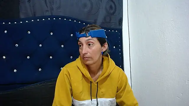 Snapshot of anyu1306 chatting on 02/01/25, 03:08 anyu1306 online show from 02/01/25, 03:08